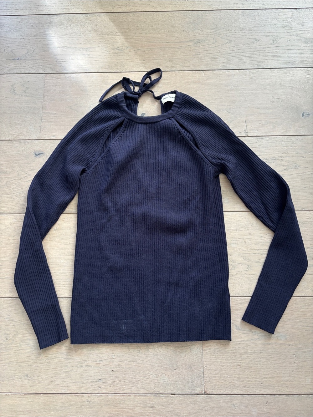 Beautiful navy top